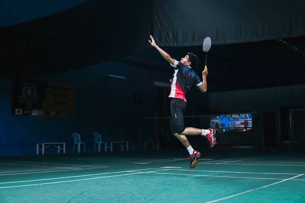 BADMINTON RACKET SET